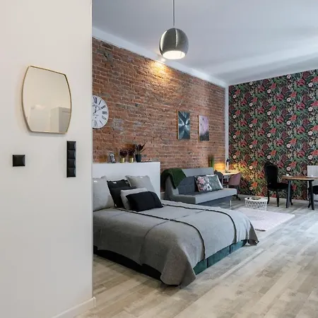 Appartement 18 Manufaktura Centrum Miasta Legionow 18 Parking Na Terenie *