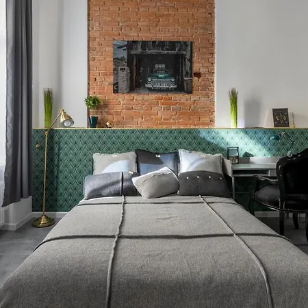 18 Manufaktura Centrum Miasta Legionow 18 Parking Na Terenie Łódź