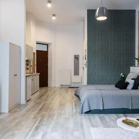 18 Manufaktura Centrum Miasta Legionow 18 Parking Na Terenie * Łódź