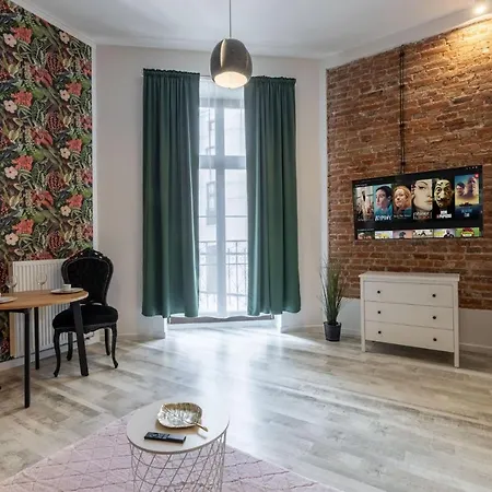 Bast 18 Manufaktura Centrum Miasta Legionow 18 Parking Na Terenie Apartment Łódź