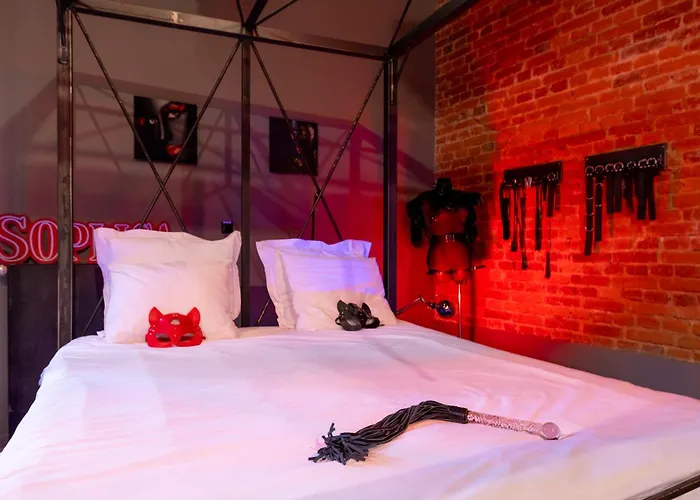 Lägenhet Bast 18 Manufaktura Centrum Miasta Legionow 18 Parking Na Terenie